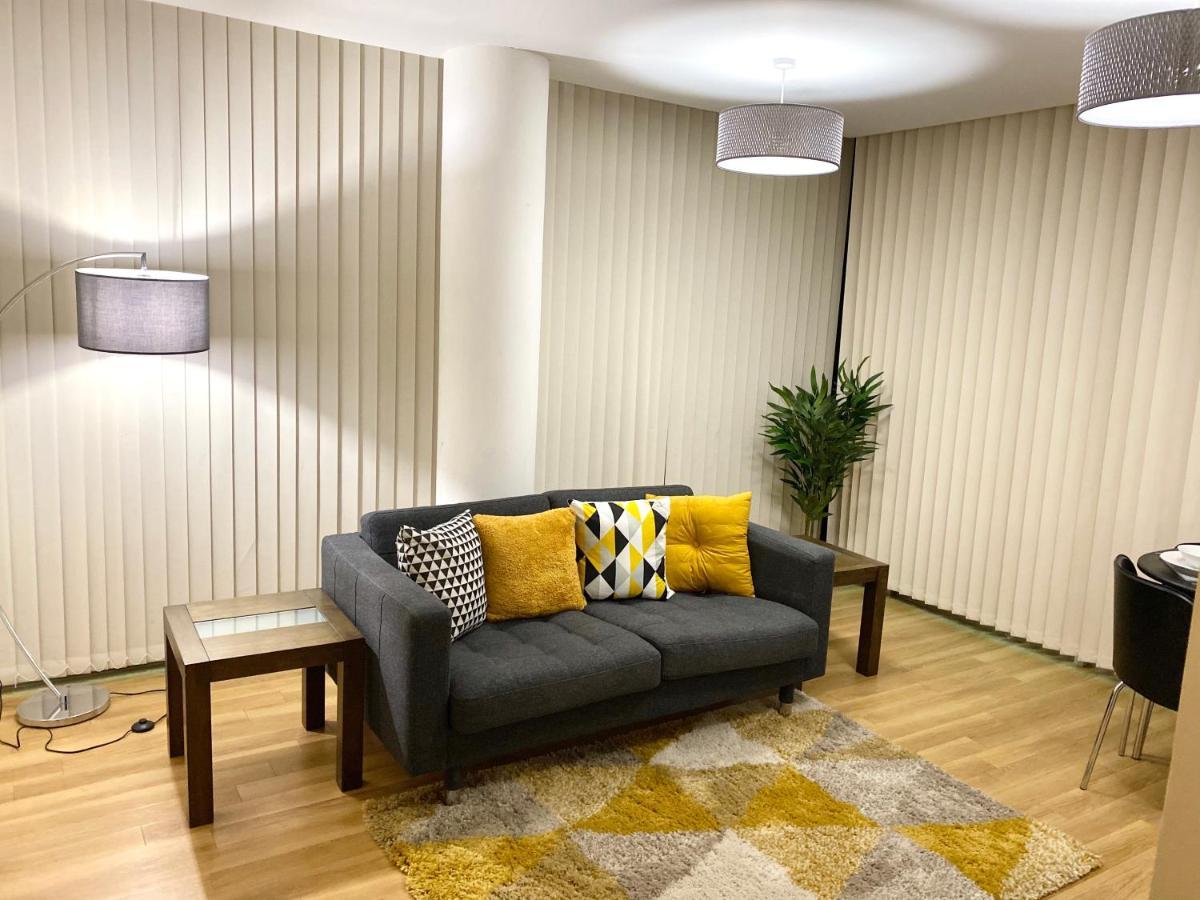 Smartrips Apartments - The Hub Milton Keynes Eksteriør bilde