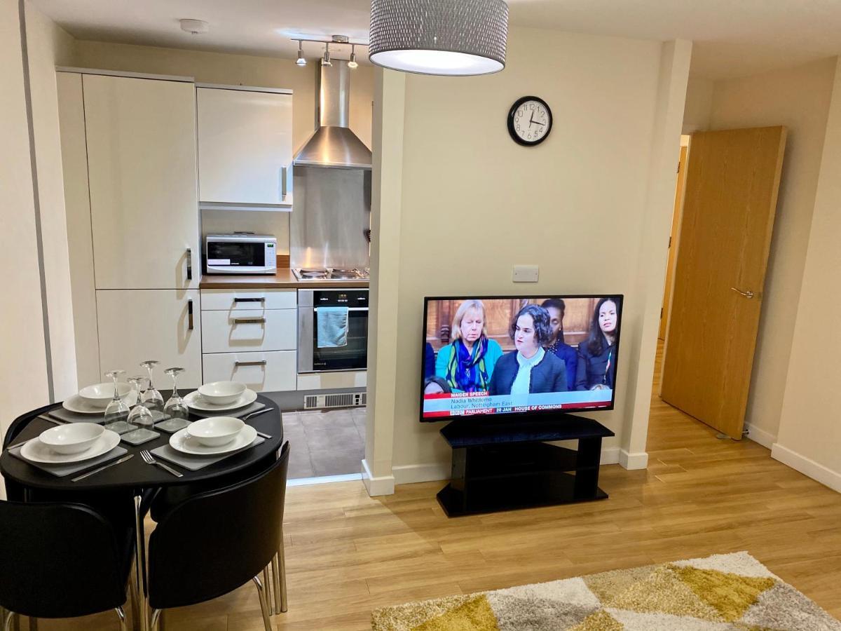 Smartrips Apartments - The Hub Milton Keynes Eksteriør bilde