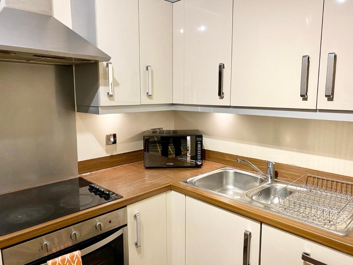 Smartrips Apartments - The Hub Milton Keynes Eksteriør bilde